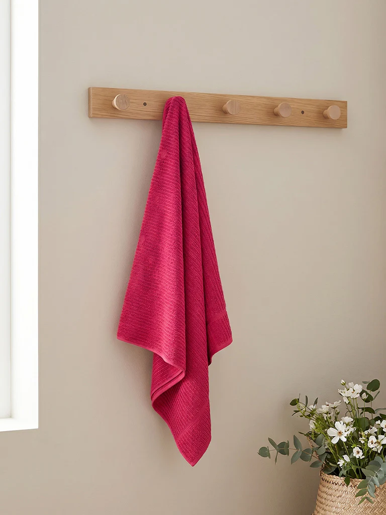 Westside Home Pink Self-Striped Bath Towel