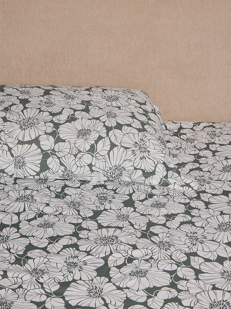Westside Home Sage Floral Design Queen Bed Sheet Set