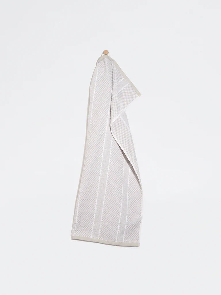 Westside Home Taupe Popcorn Textured Hand Towel