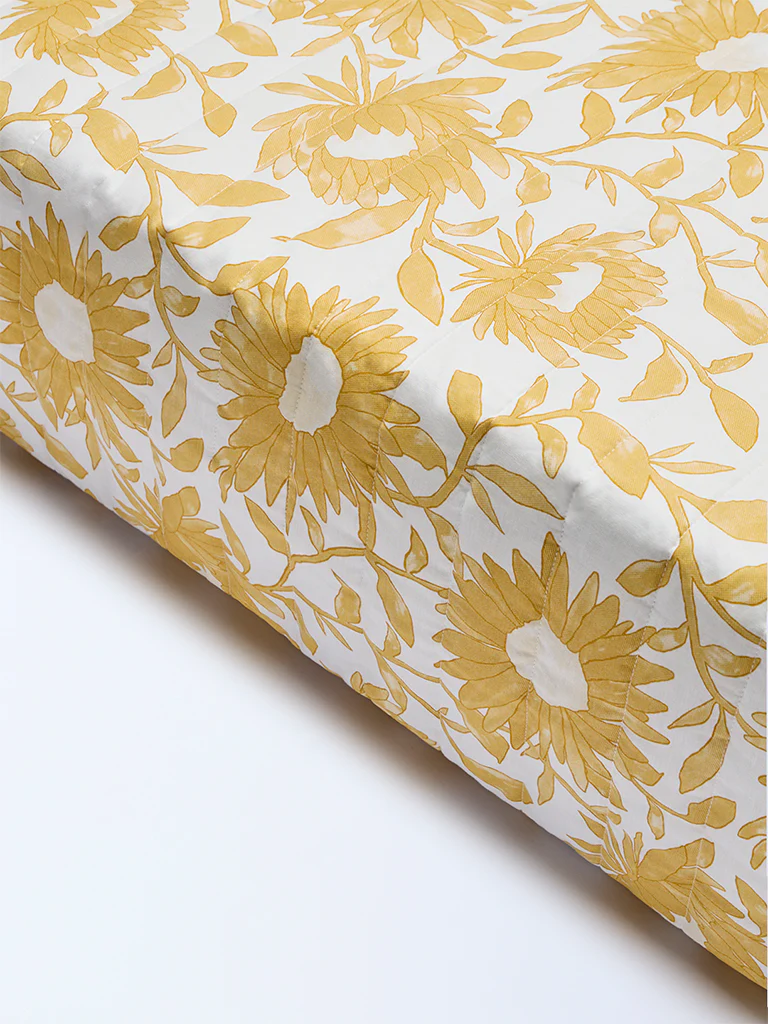 Westside Home Yellow Sunflower Reversible Quilted Queen Bed Comforter - Image 2