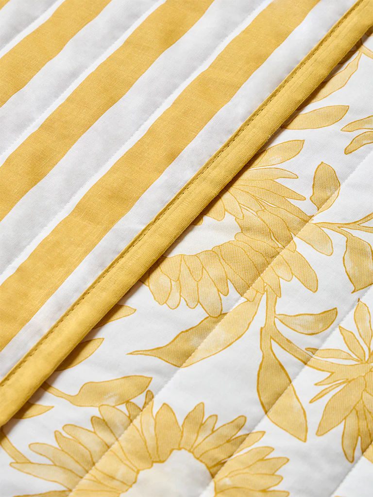 Westside Home Yellow Sunflower Reversible Quilted Single Bed Comforter - Image 3