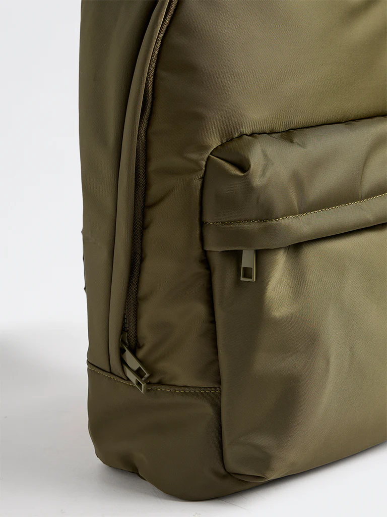 Westside Olive Bagpack - Image 3