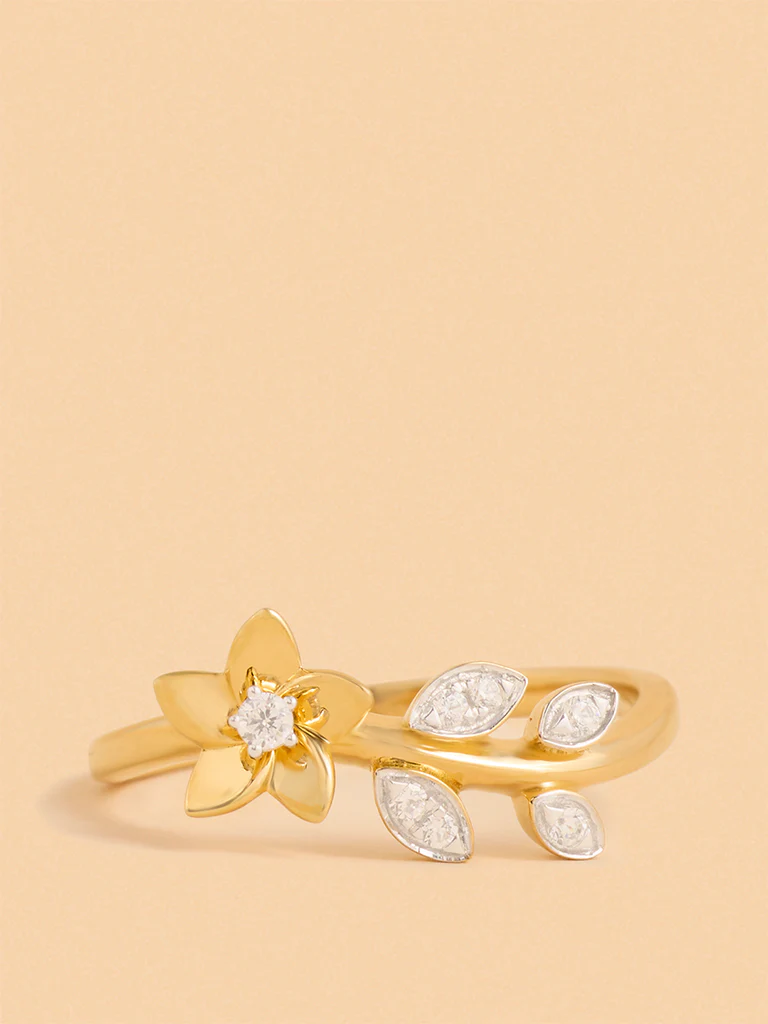 Gold Floral Solitaire Ring - Image 4
