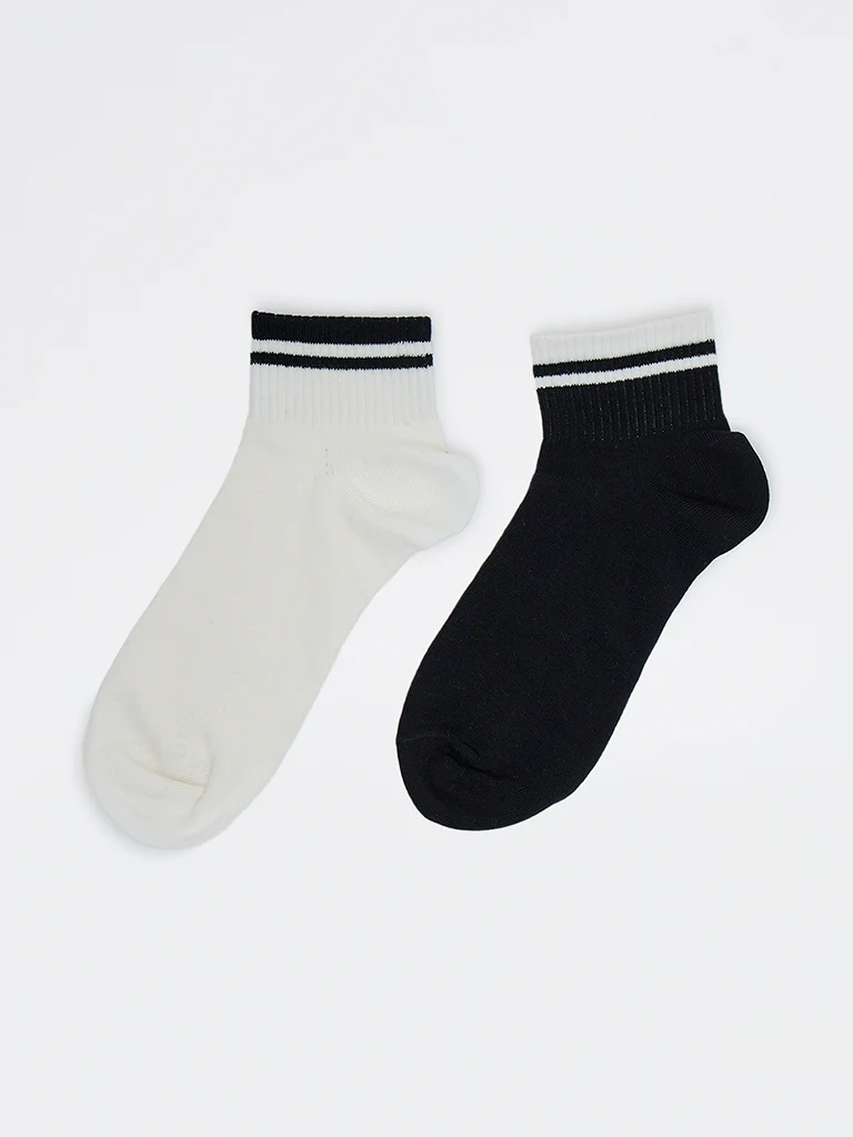 Wunderlove Black Cotton-Blend Socks - Pack of 2 - Image 2
