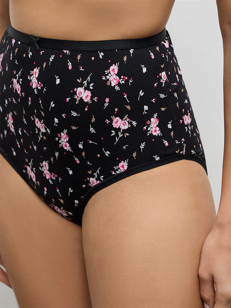 Wunderlove Black Floral Printed Cotton-Blend Full Briefs - Pack of 3 - Image 4