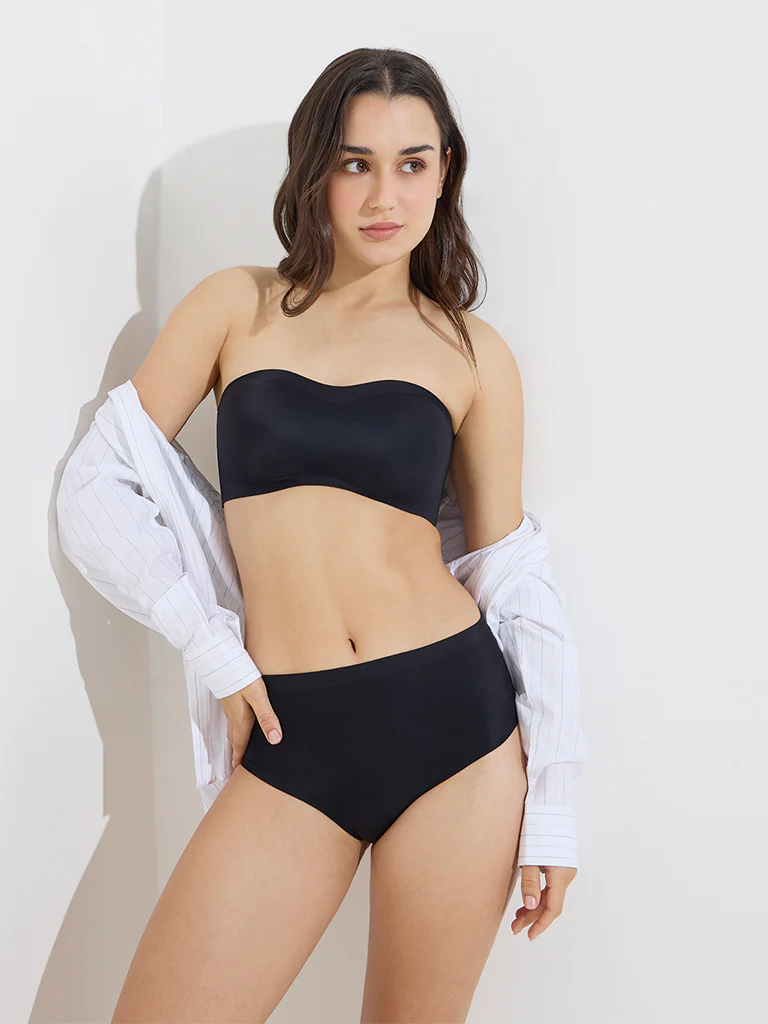 Wunderlove Black Invisible Supergrip Padded Bra