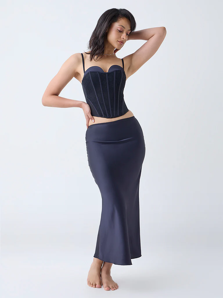 Wunderlove Black Lace Detailed Corset Top - Image 2