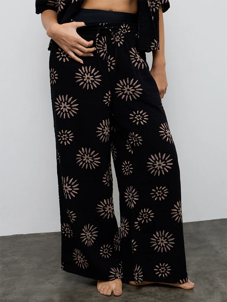 Wunderlove Black Printed Crinkle-Textured High-Rise Cotton Beach Pants - Image 2