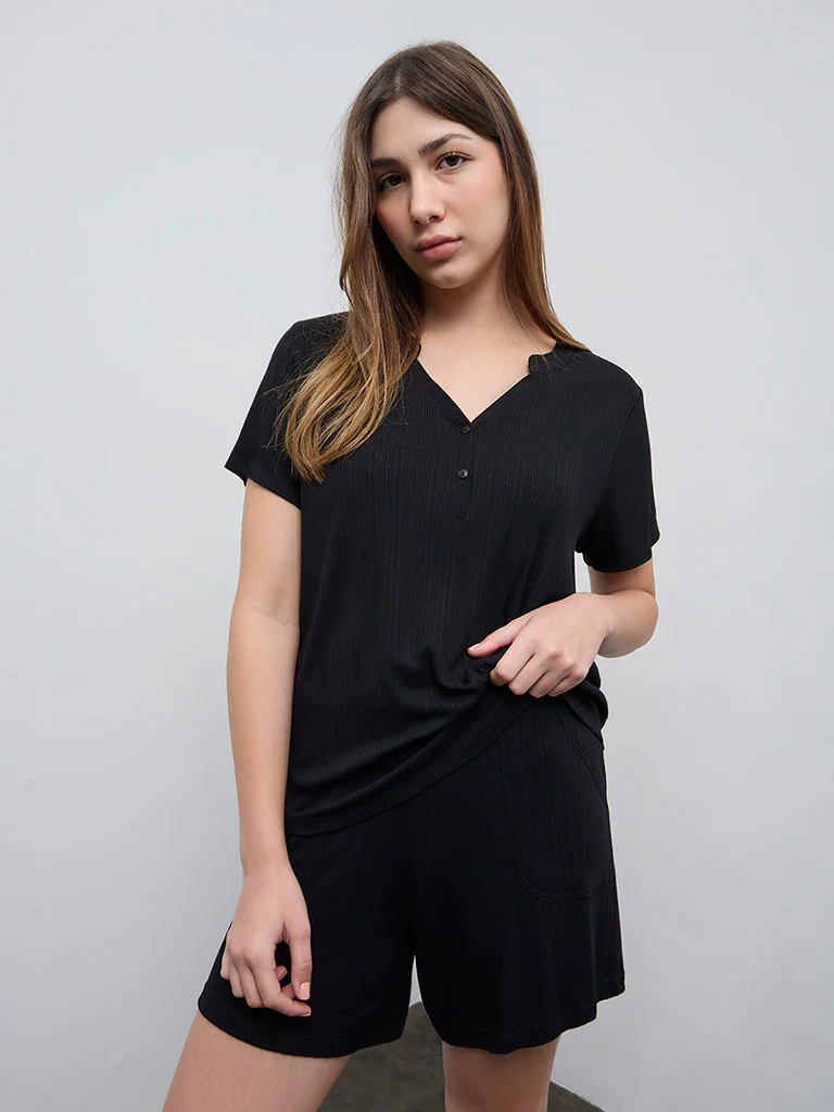 Wunderlove Black Ribbed-Textured Henley Top