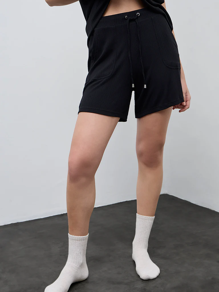 Wunderlove Black Ribbed-Textured High-Rise Shorts - Image 2