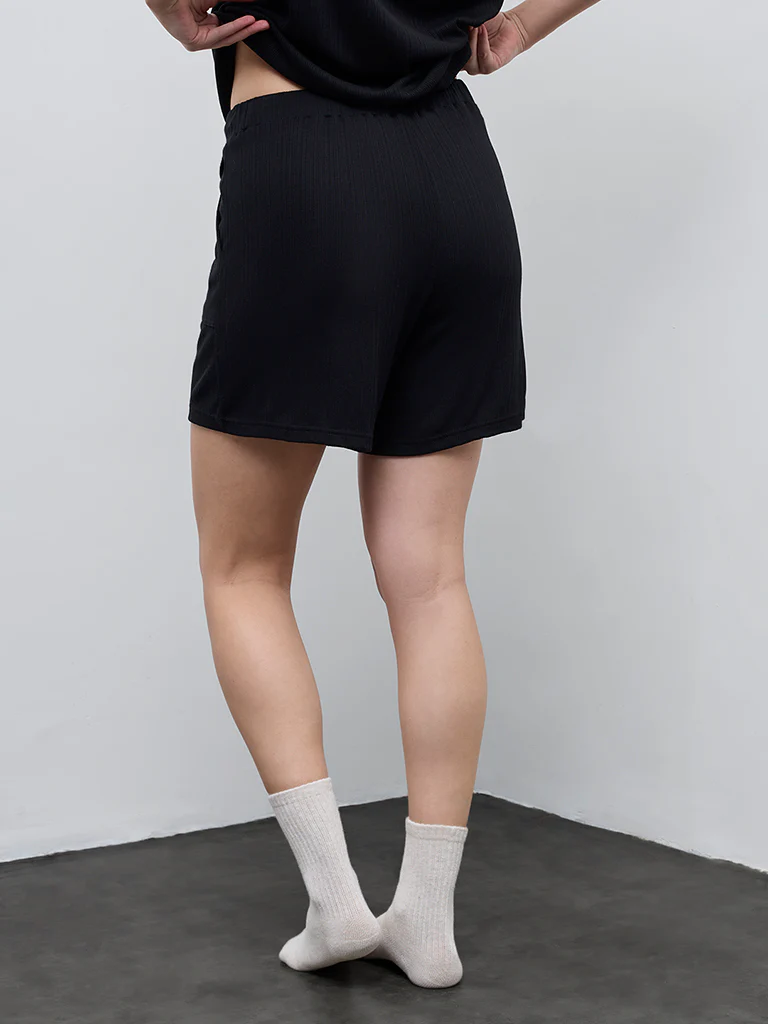 Wunderlove Black Ribbed-Textured High-Rise Shorts - Image 4