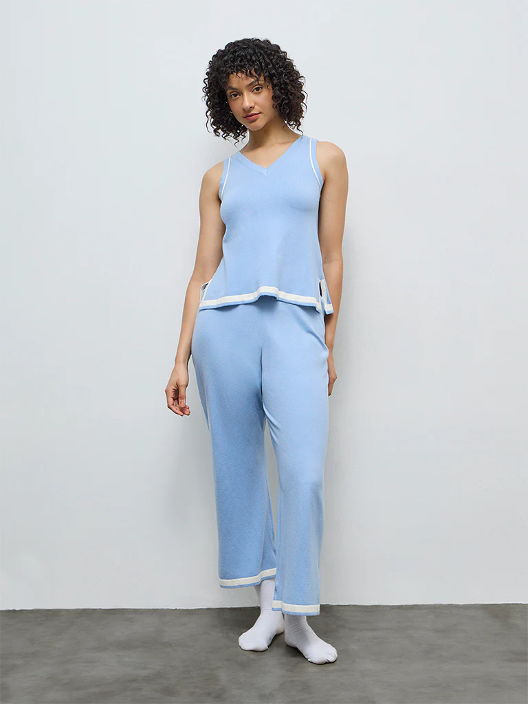 Wunderlove Blue Contrast Detailed Top