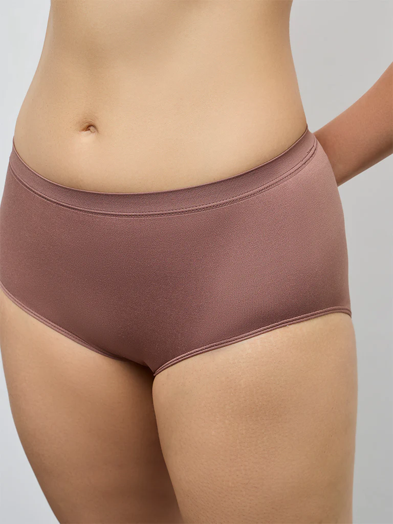 Wunderlove Dark Brown Seamfree Full Briefs - Image 4