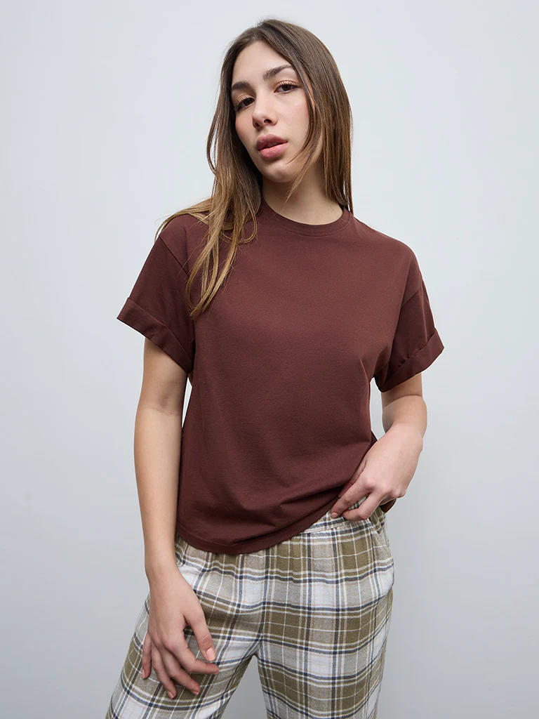 Wunderlove Dark Brown Solid Cotton T-Shirt - Image 2