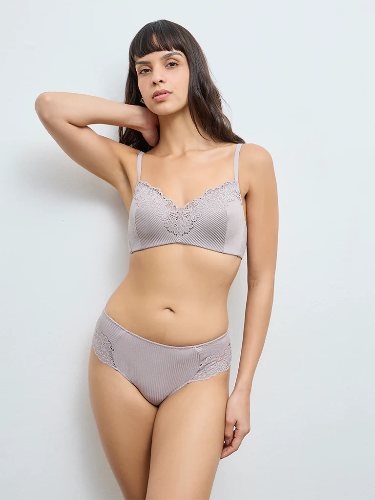 Wunderlove Grey Lace Design Ribbed Padded Bra