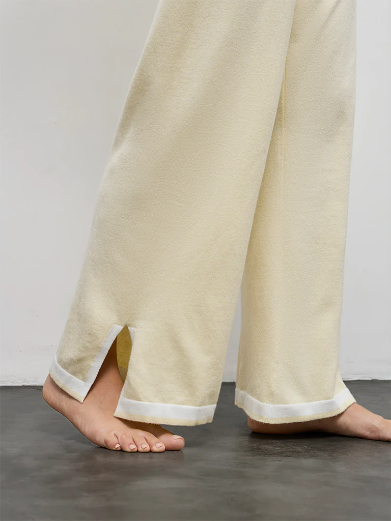 Wunderlove Light Yellow Contrast Detailed High-Rise Pants - Image 3