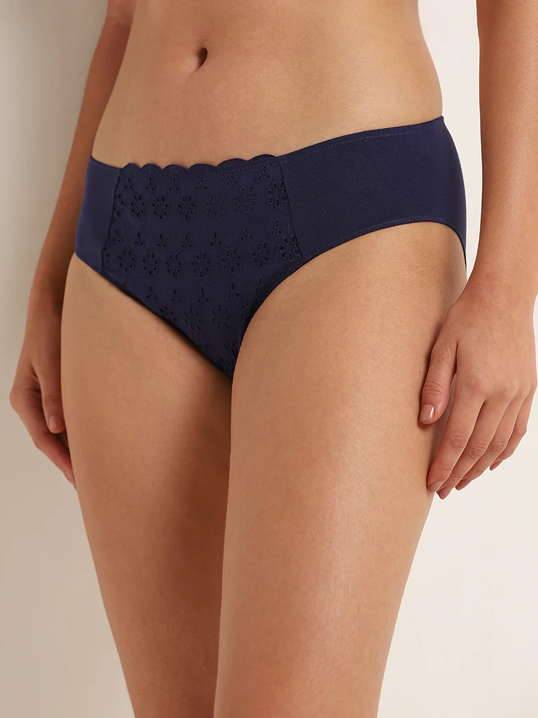 Wunderlove Navy Broiderie Cotton-Blend High-Leg Briefs - Image 5