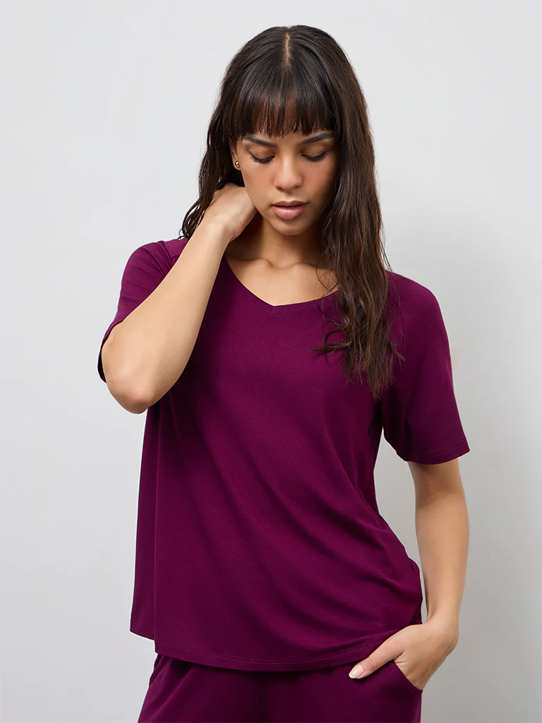Wunderlove Plum Solid V-Neck Top - Image 2