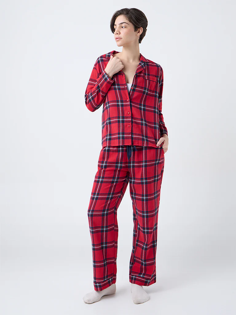 Wunderlove Red Checkered Cotton Shirt and Pyjamas Set - Image 2