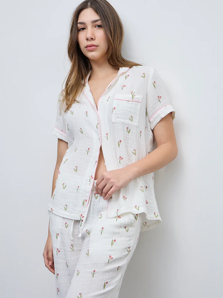 Wunderlove White Floral Printed Cotton Shirt and Pyjamas Set - Image 3