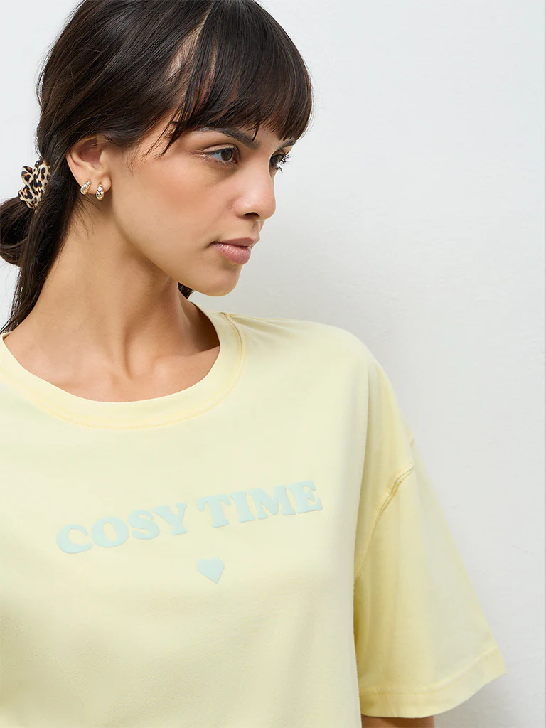 Wunderlove Yellow Text Design Cotton T-Shirt - Image 3