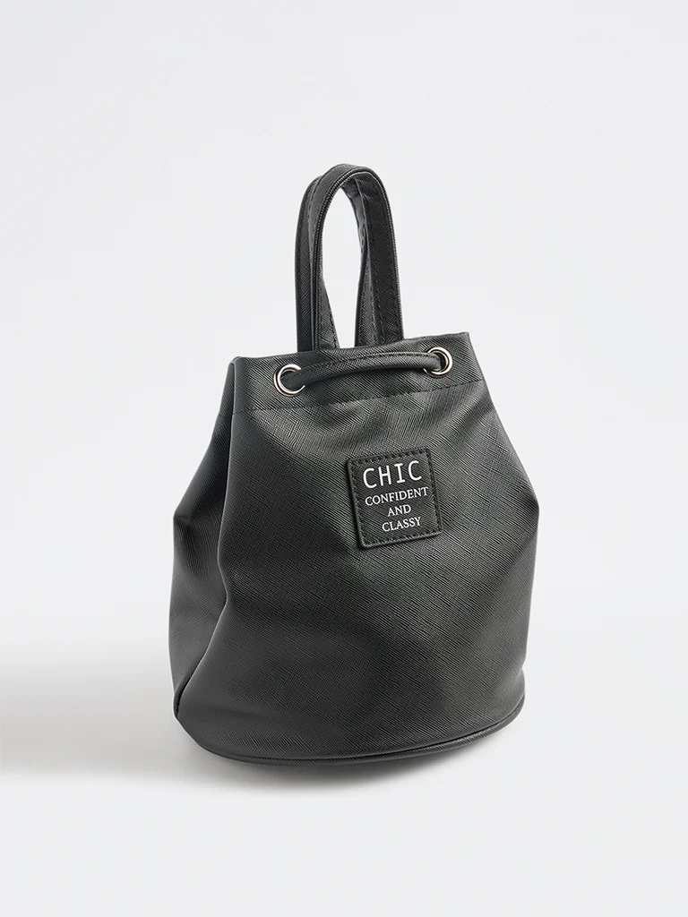 Y&F Kids Black Text-Detailed Shoulder Bag - Image 2