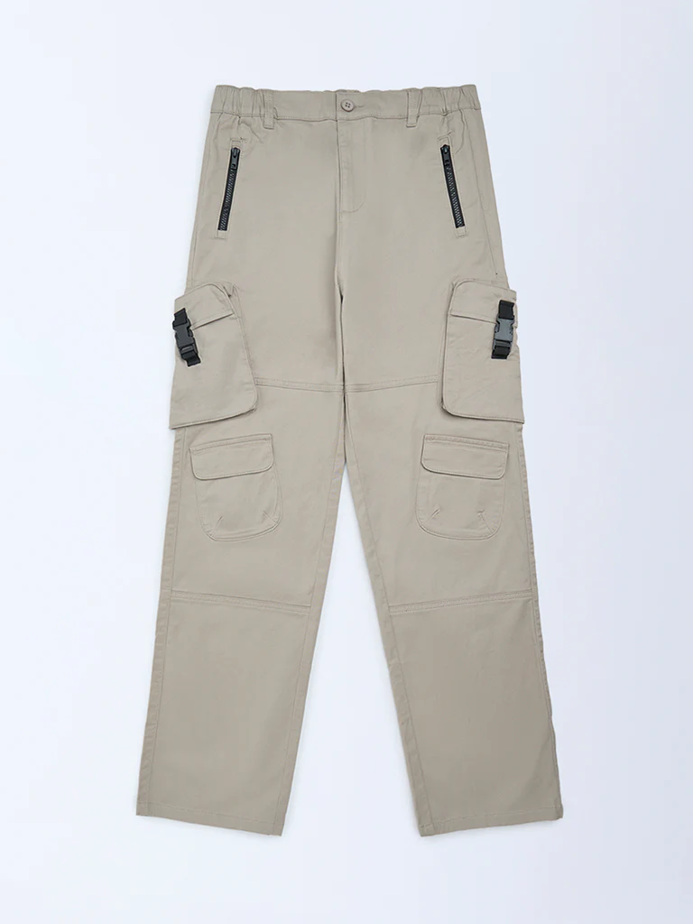 Y&F Kids Boys Beige Cargo-Style Mid-Rise Cotton-Blend Trousers
