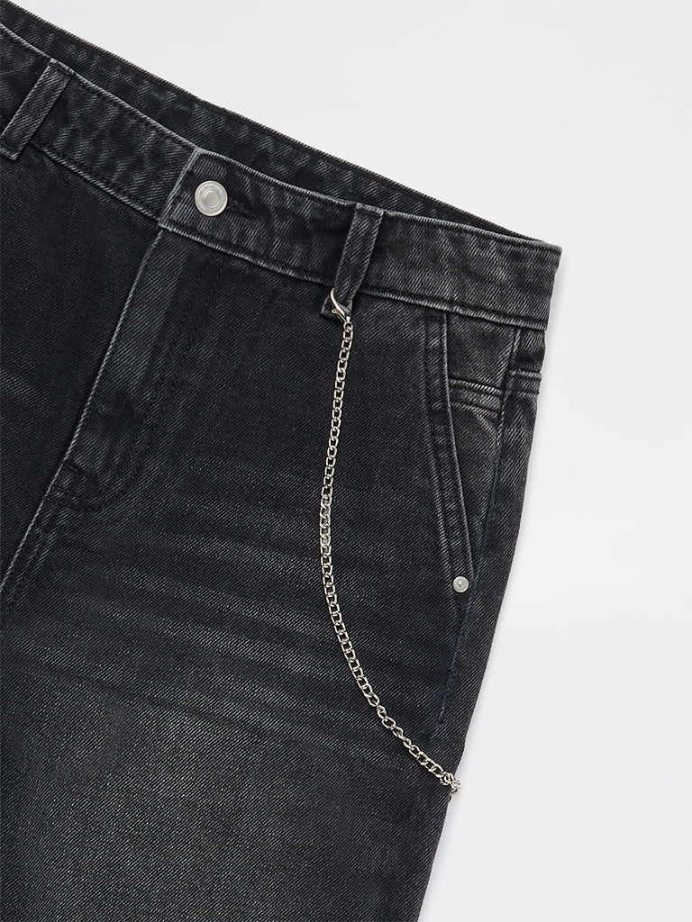 Y&F Kids Boys Charcoal Faded Mid-Rise Denim Shorts - Image 4