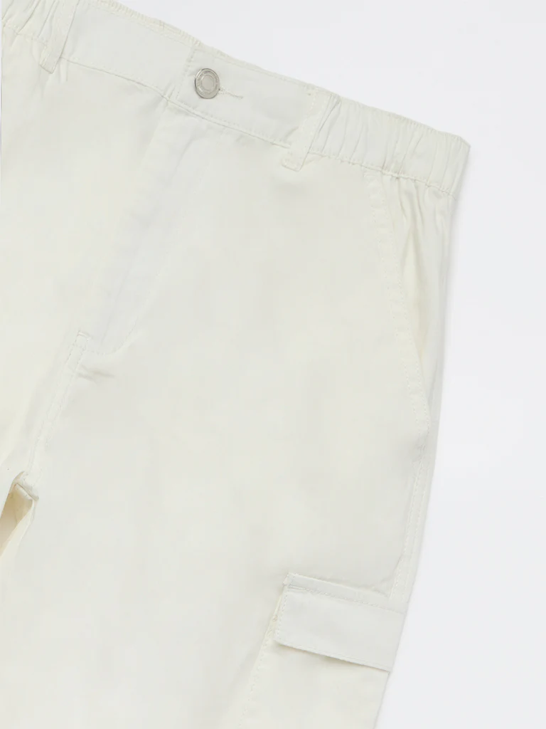 Y&F Kids Boys Off-White Mid-Rise Cotton Cargo Pants - Image 3