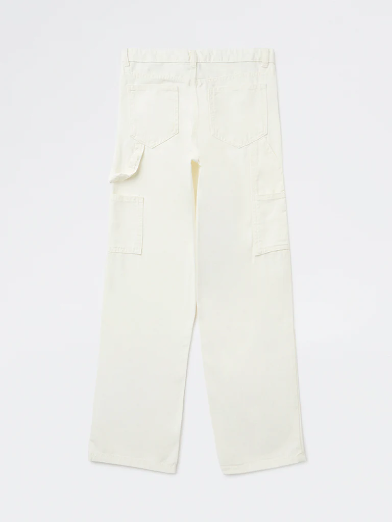 Y&F Kids Boys Off-White Solid Mid-Rise Denim Trousers - Image 2