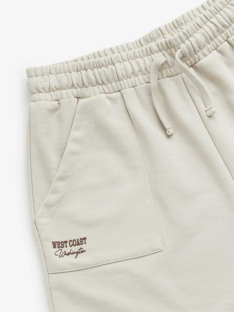 Y&F Kids Girls Beige Mid Rise Cotton Shorts - Image 4