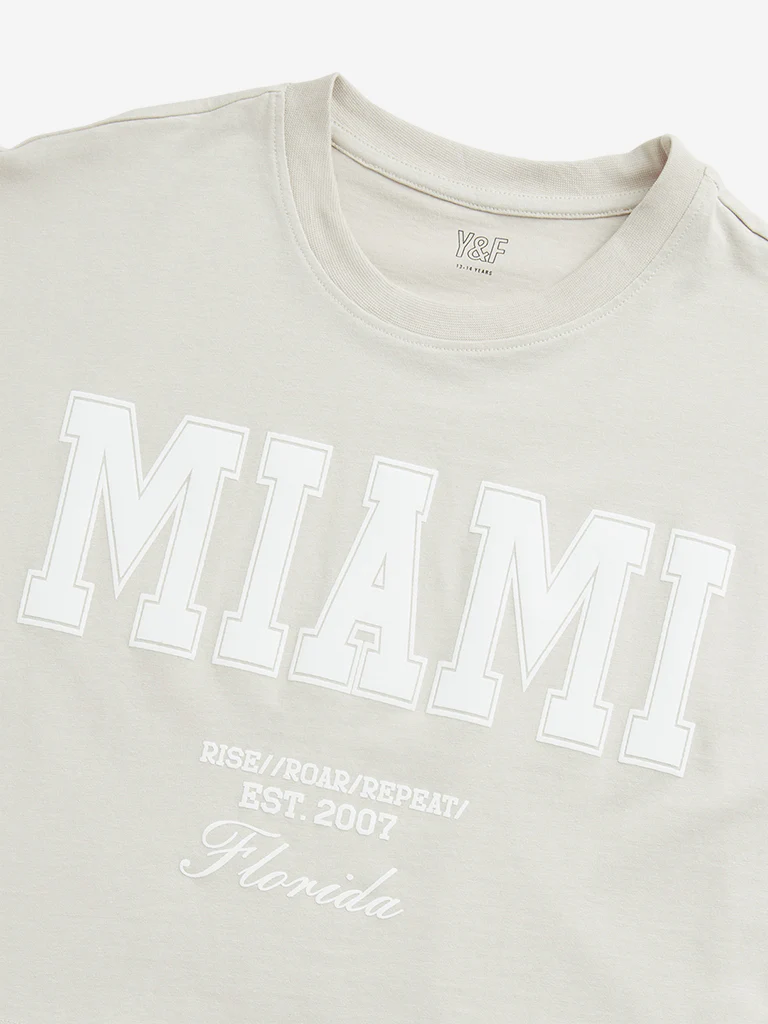 Y&F Kids Girls Beige Text Design Cotton Crop T-Shirt - Image 4
