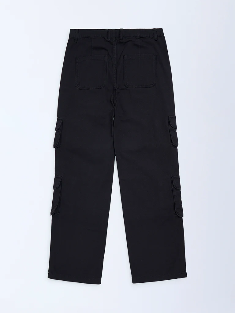 Y&F Kids Girls Black Solid Mid-Rise Cotton Trousers - Image 3