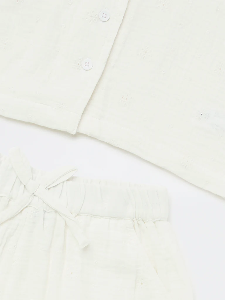 Y&F Kids Girls White Floral-Detail Cotton Shirt and Shorts Set - Image 5