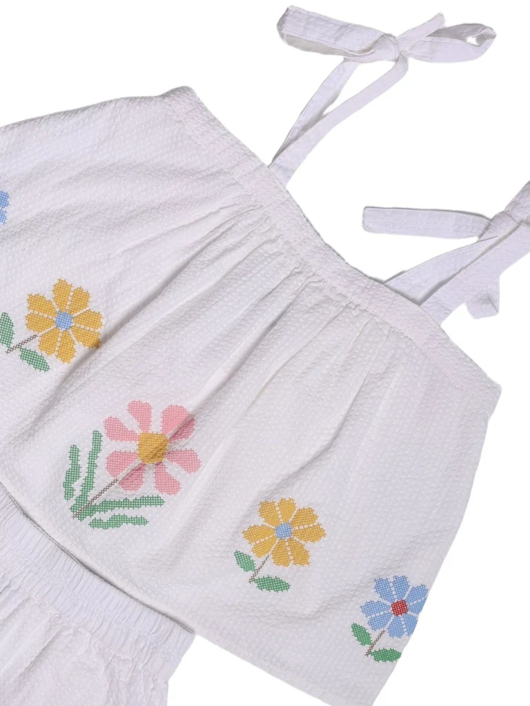 Y&F Kids Girls White Floral Embroidered Cotton Top and Shorts Set - Image 5