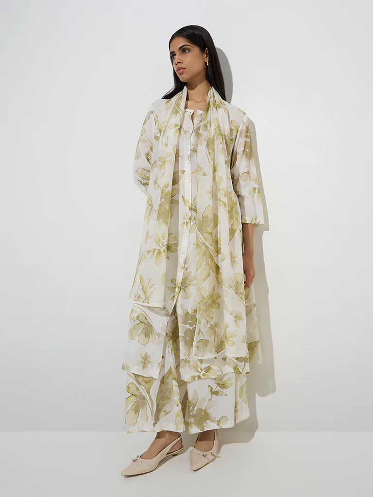 Zuba Green Floral Printed Palazzos - Image 3