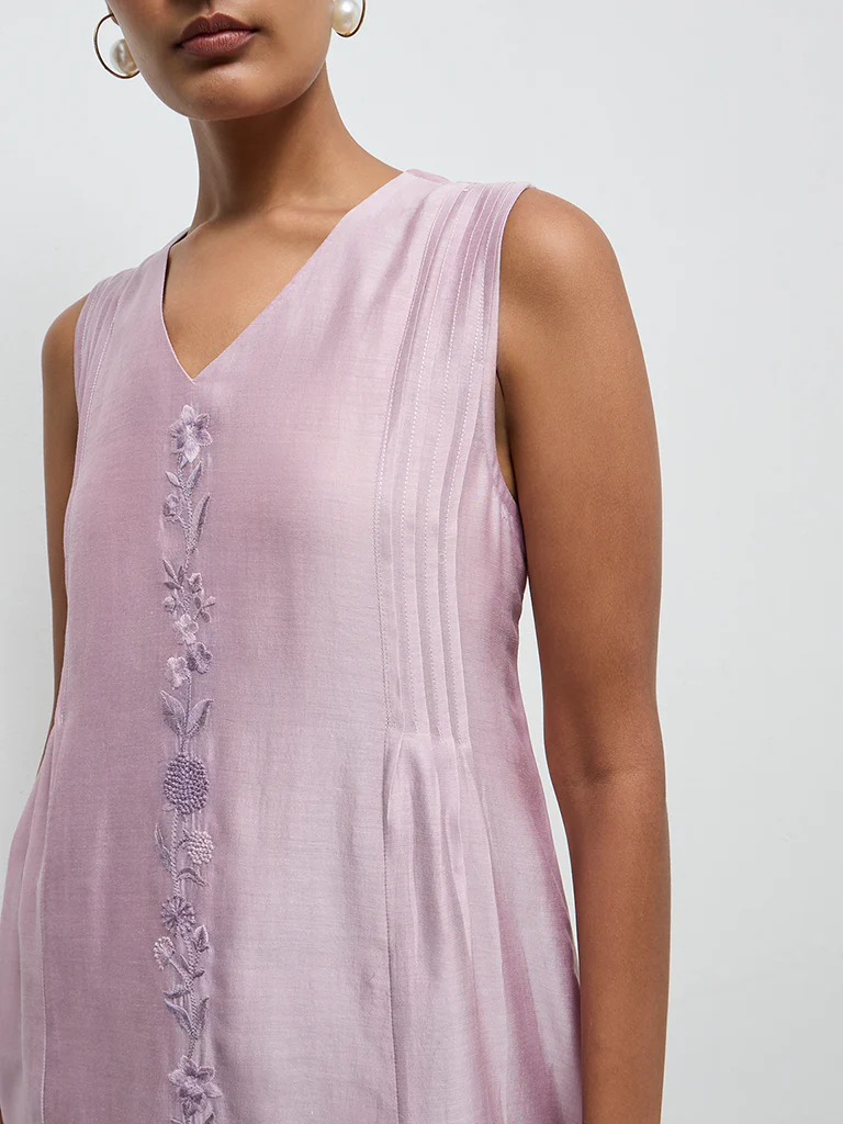 Zuba Lilac Floral Embroidered A-Line Kurta - Image 2