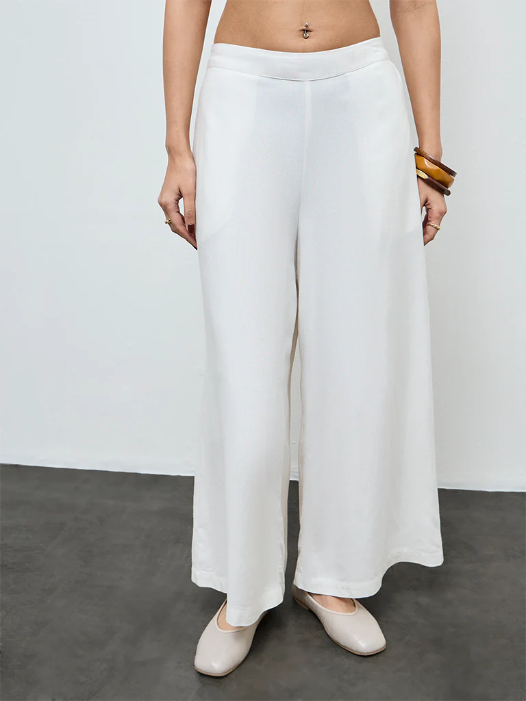 Zuba Off-White Solid Palazzos