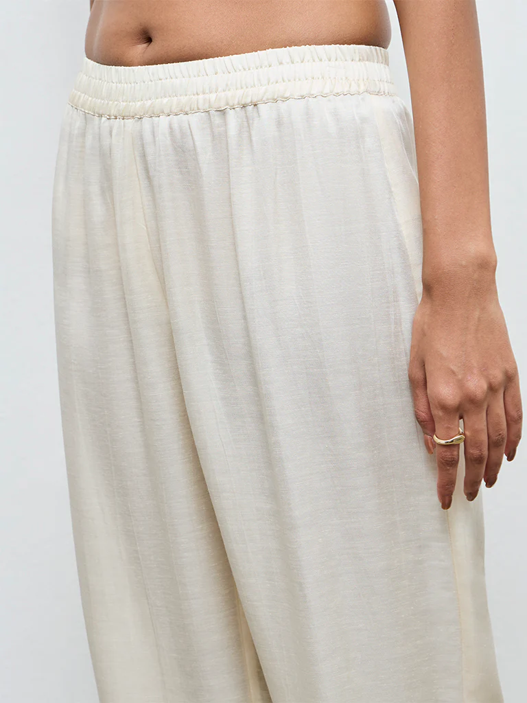 Zuba Off-White Solid Pants - Image 3