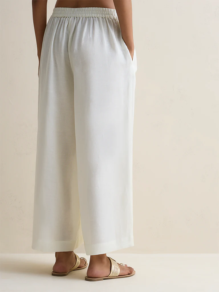 Zuba Off-White Solid Pants - Image 4
