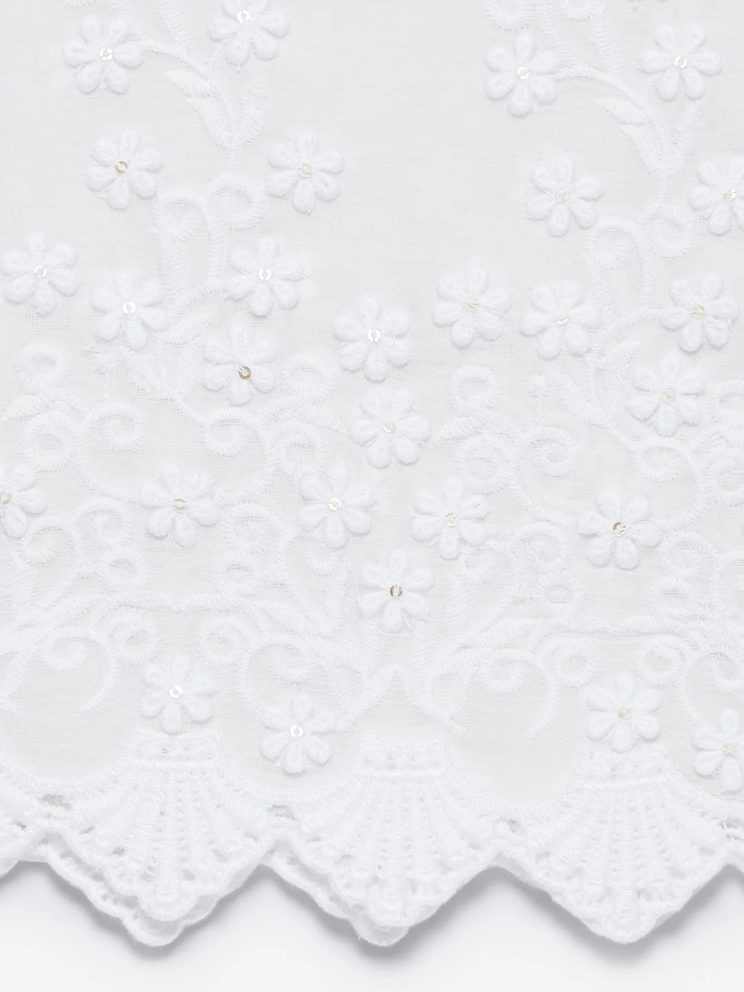 Zuba White Embroidered Cotton-Blend Stole - Image 5