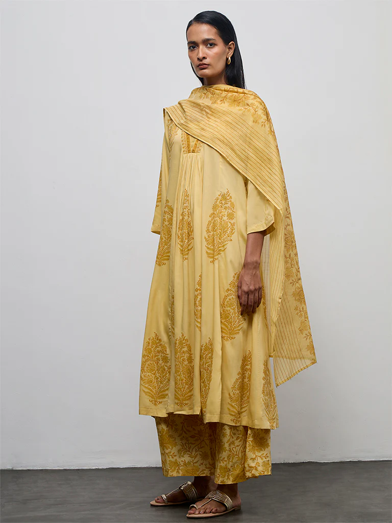 Zuba Yellow Floral Printed Silk Cotton-Blend Dupatta - Image 2